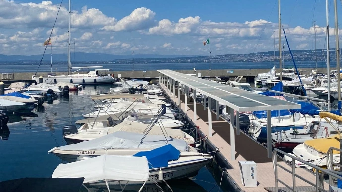 Docks equipped with retrofit canopies